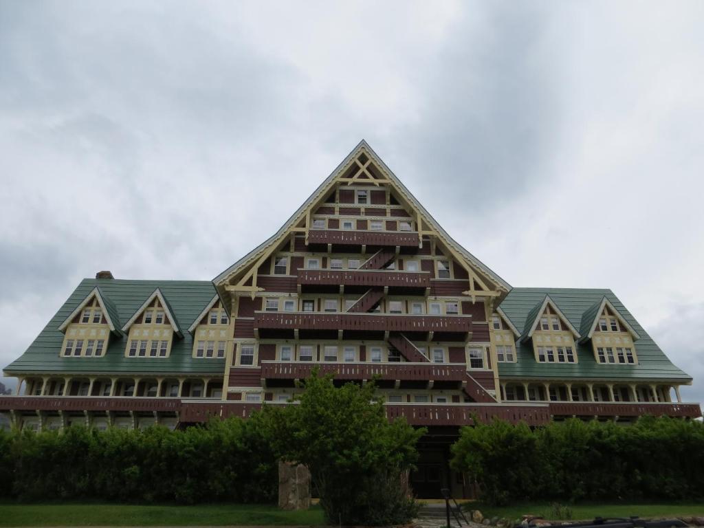 Prince Of Wales Hotel Waterton Park Extérieur photo