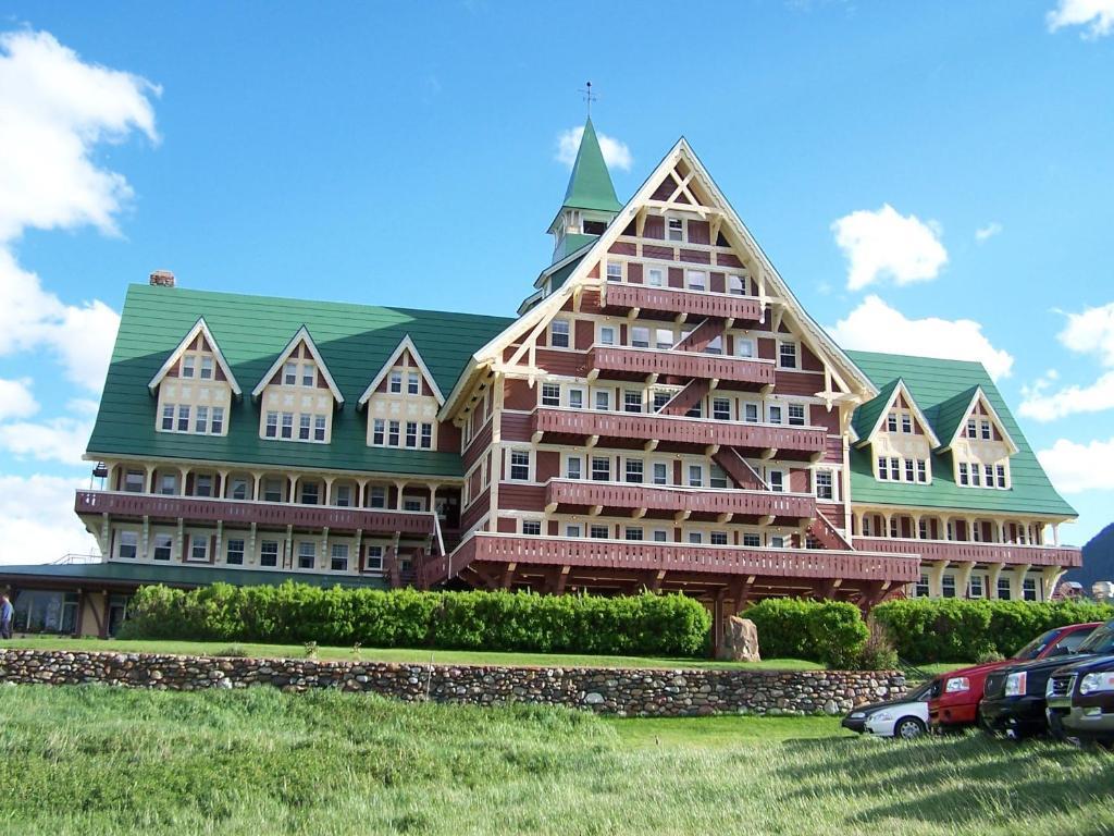 Prince Of Wales Hotel Waterton Park Extérieur photo